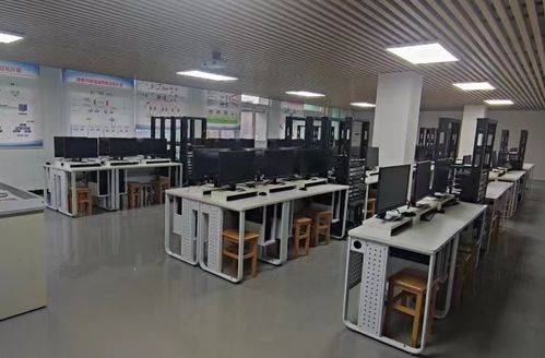 禪城區(qū)首家公辦技工學(xué)校招生啦！有為青年切勿錯過，專注計(jì)算機(jī)軟硬件領(lǐng)域點(diǎn)燃未來夢想